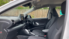 Toyota Yaris 1.5 Hybrid Icon 5dr CVT Hybrid Hatchback